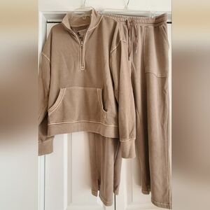C&C California Beige Zip-Up Jacket & cropped pants